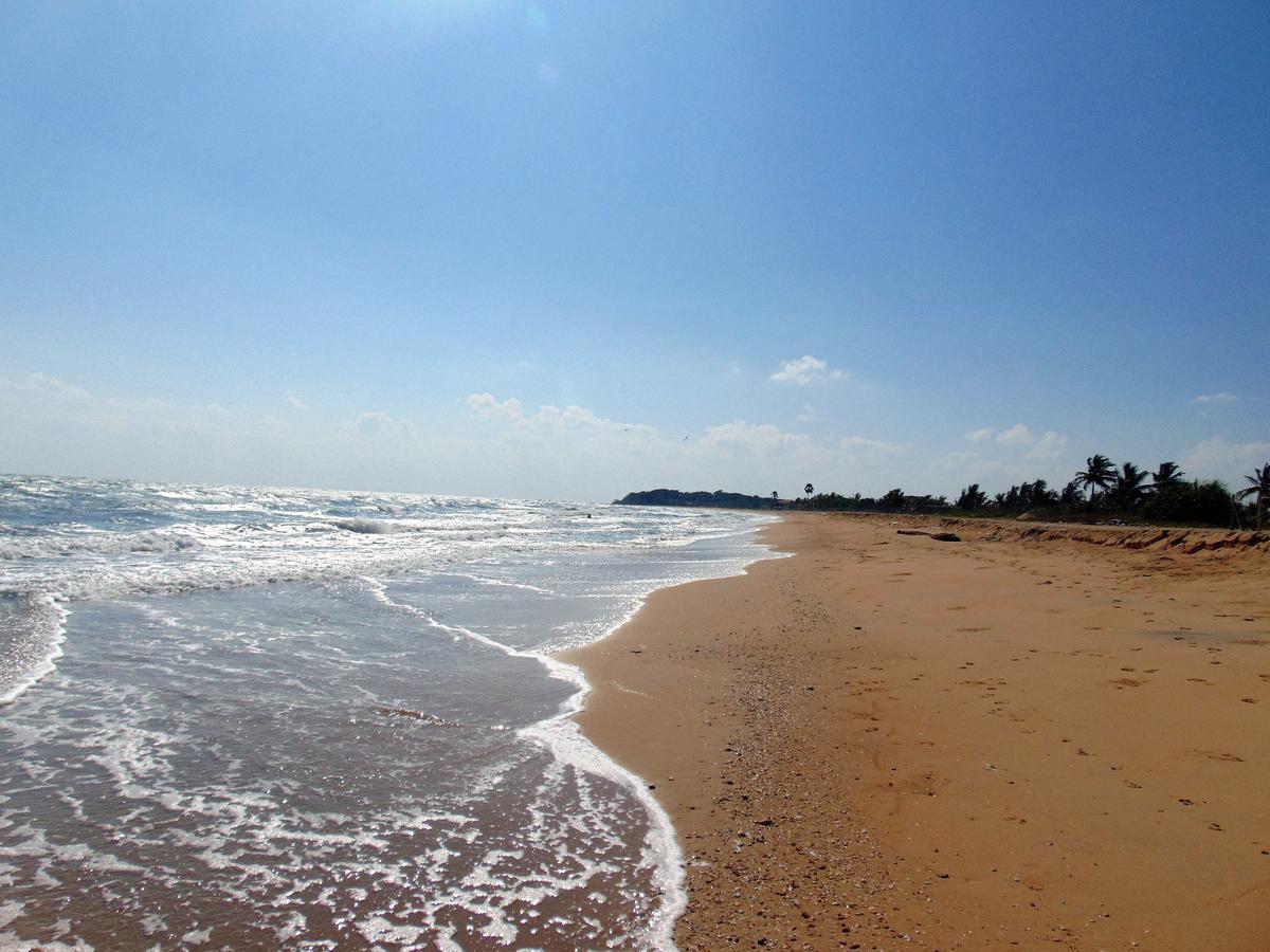 Bella Nilaveli Beach Exterior photo